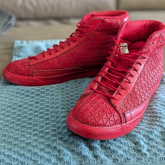 Nike Other - NIKE SB BLAZER MID MEN'S METRIC RED ATHLETIC SNEAKERS